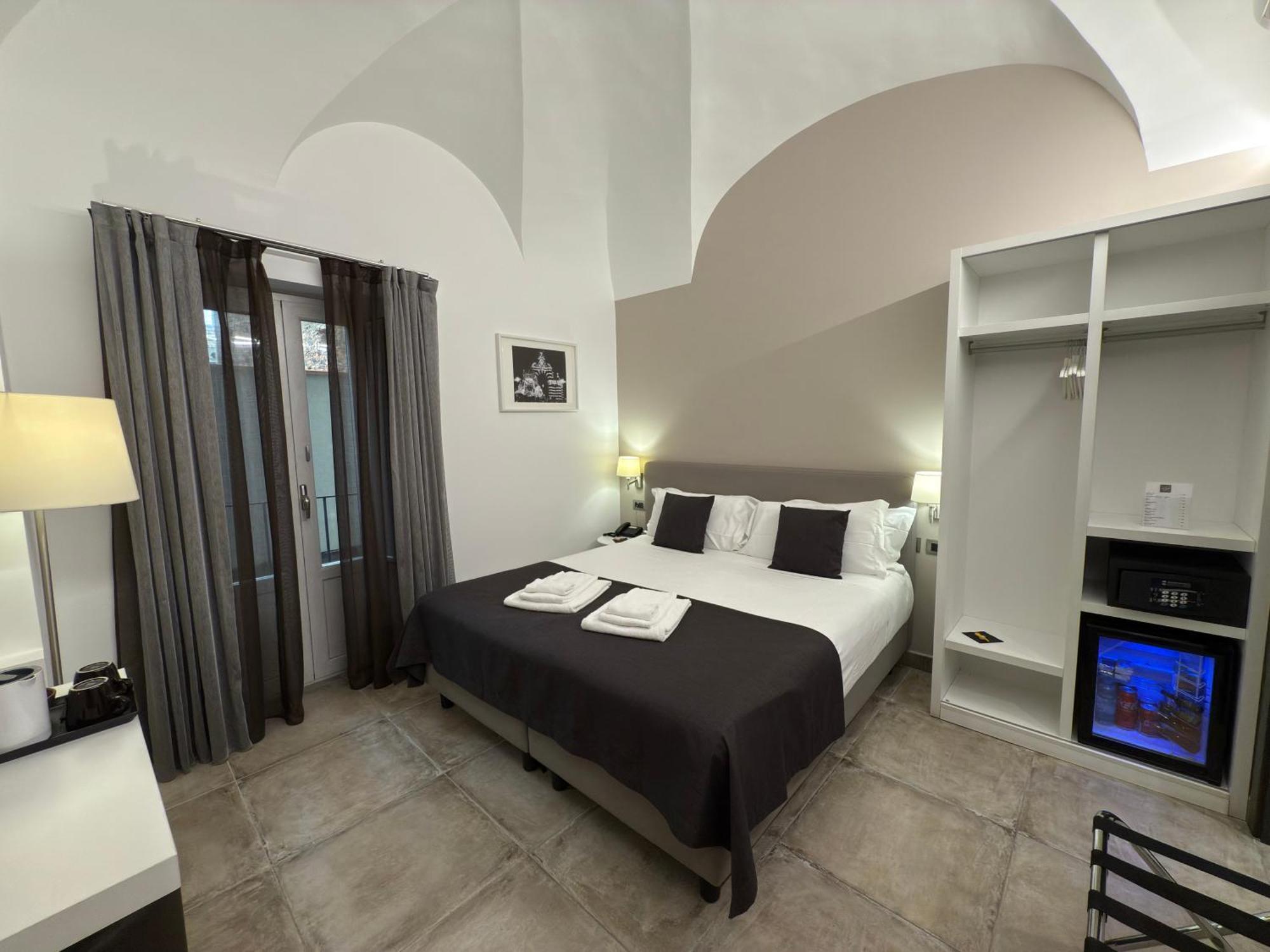 Etnea 454 Catania Luxury Rooms Ngoại thất bức ảnh